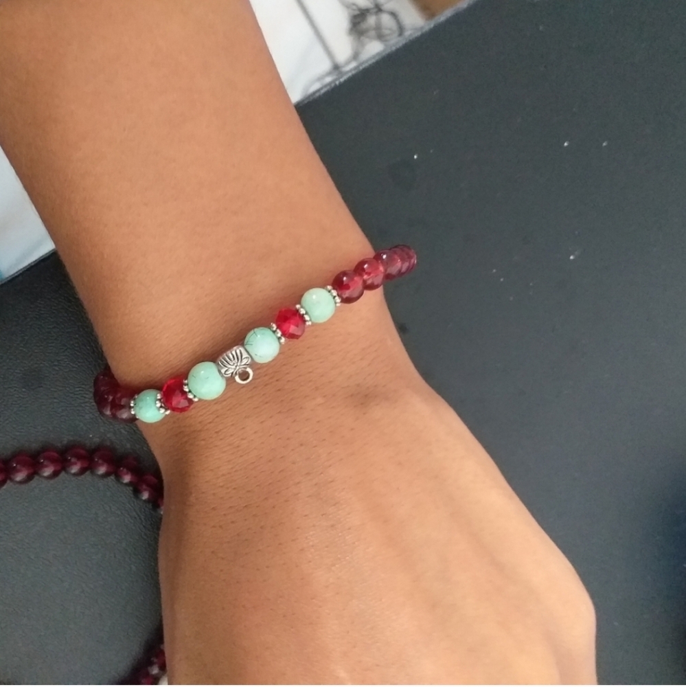 Single beaded Stackable Anklet or Bracelet